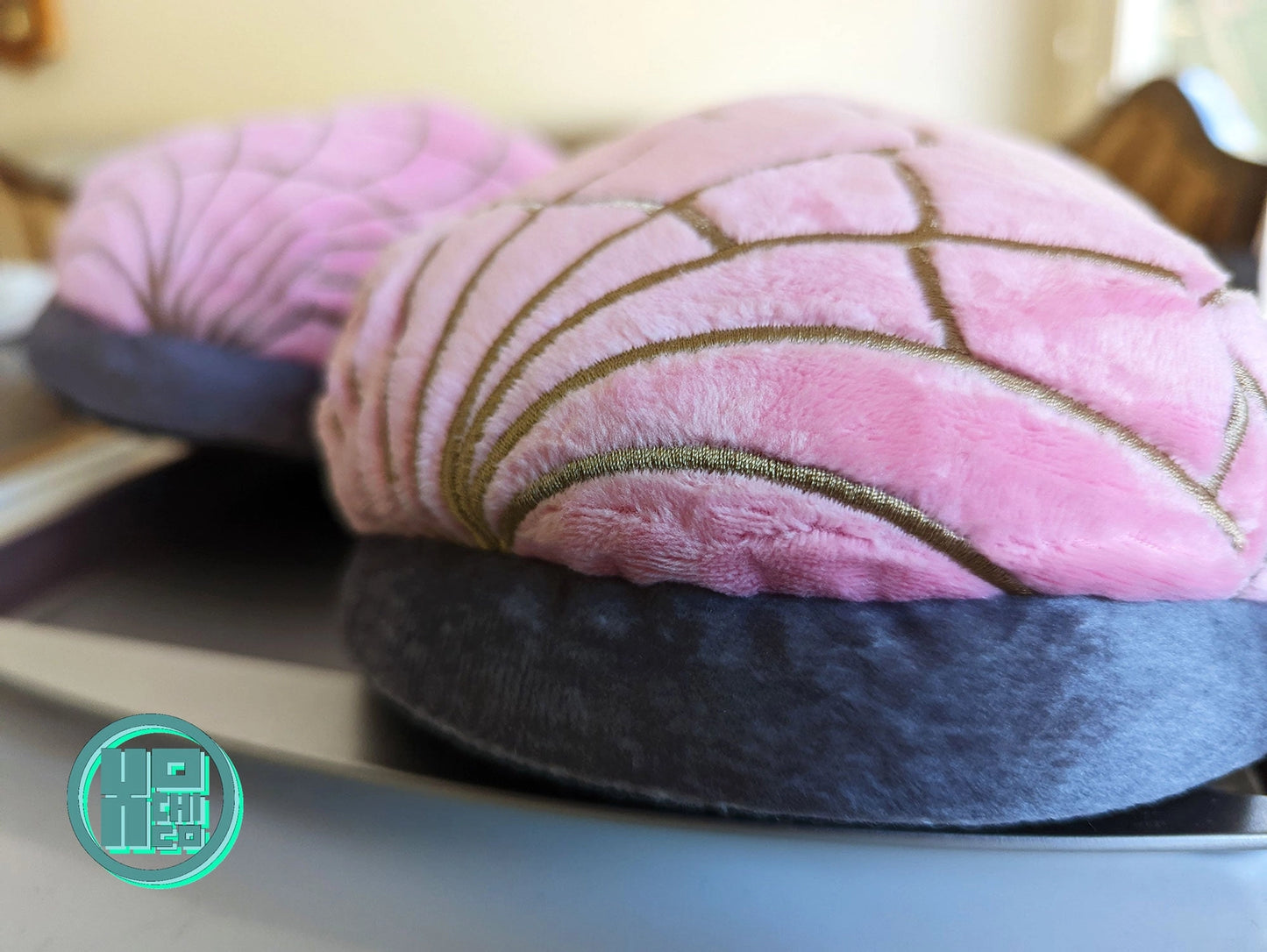 Pantuflas!! Pan Dulce Plush Slippers